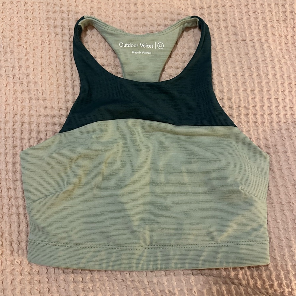 Outdoor Voices workout top size xs